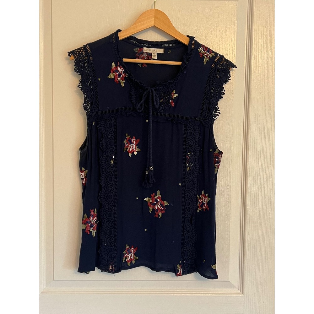 Pale Sky Navy Blue Floral Cross-Stitch Embroidered Crochet Lace Blouse XL